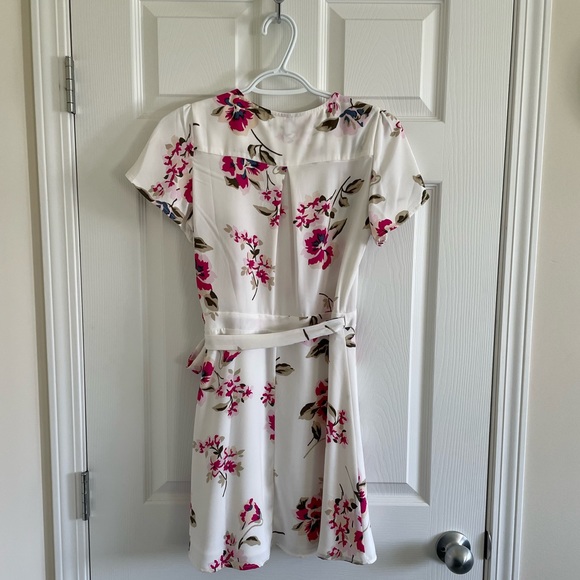 Dynamite Floral Wrap Dress Size XS - Picture 2 of 2